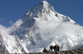 glacier du K2 avec randonneurs