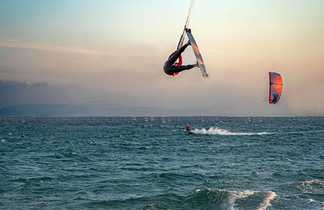 kitesurf session à Tarifa avec ION CLUB