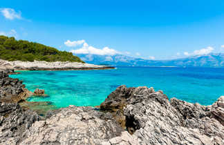 Les eaux turquoise de la Cote Adriatique, Korcula, Croatie