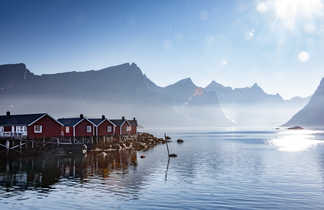 Maisons norvégiennes aux iles Lofoten
