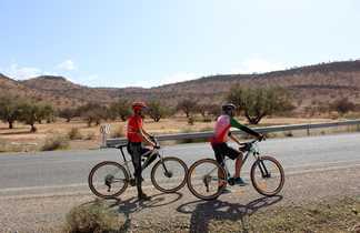 Maroc - vélos - sur la route du désert