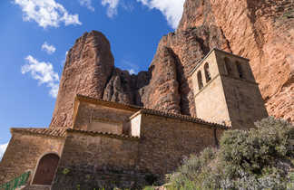 monastère Mallos de Riglos Pyrénées Randonnée