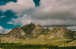 Montagnes au parc national Terelj, Mongolie