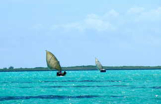 Navigation sur bateaux traditionnels à Madagascar