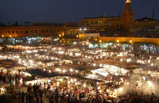 Place Jemaa el Fna à Marrakech, Maroc