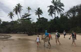 randonnée en famille sur l'île de Boipeba