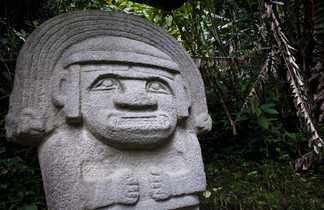 Statue précolombienne à San Augustin en Colombie