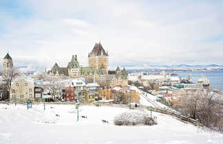 Ville de Québec en hiver sous la neige