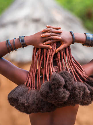 Femme Himba de dos