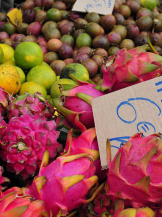 Fruits du marché à Saint Gilles, la Réunion