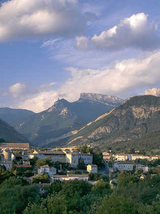 La petite ville de Die, aux portes du Vercors, Drôme