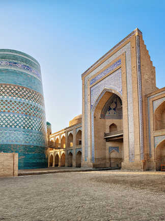 Le minaret Kalta Minor à Itchan Kala, quartier fortifié de Khiva en Ouzbékistan