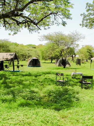 Nos tentes confort, avec tente douche attenante, Botswana
