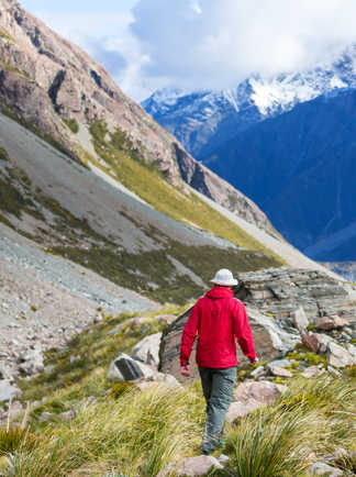 Randonnée dans les montagnes en Nouvelles Zélande