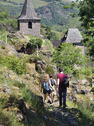 Randonnées sur le chemin de Compostelle dans la région de Conques