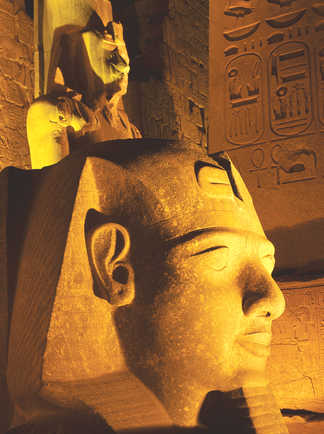 Tête de sphinx, temple en Egypte