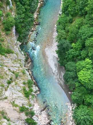 Vue plongeante sur le canyon de Tara, Montenegro