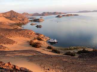 Coucher de soleil sur le lac Nasser en Egypte