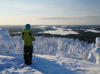 Ski de fond dans la taiga