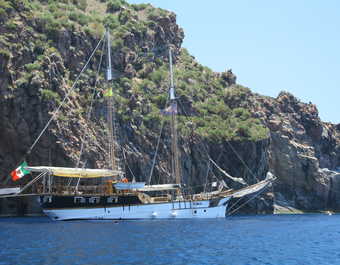 Bateau Iles éoliennes - © Bateau Iles éoliennes