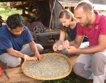 Double Sens, action solidaire, bankhanyongkheknai bolaven, vie locale, Laos