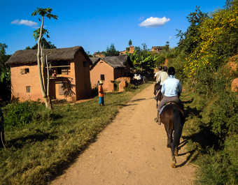 Madagascar à Cheval, village - © Madagascar à Cheval, village