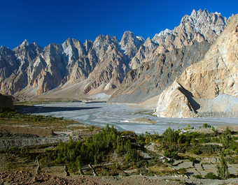 Montagnes de Passu - © Passu Pakistan Karakoram
