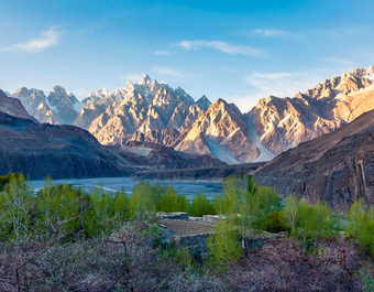 Montagnes de Passu au Pakistan
