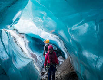 Tunnel de glace en Islande