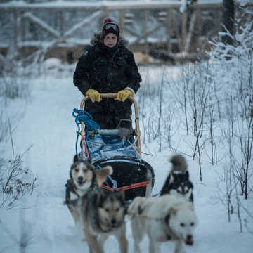 Méryl Trublin, guide arctique en Finlande - © Yannick Long Méryl Trublin, guide arctique en Finlande