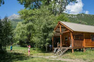 Chalet Huttopia à Vallouise, Parc des Écrins,  Alpes du sud