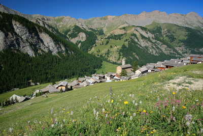 Saint Véran dans le Queyras dans les Alpes