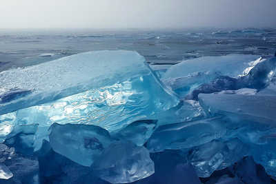 Glace du lac Baikal - © Reboul Isabelle Glace du lac Baikal