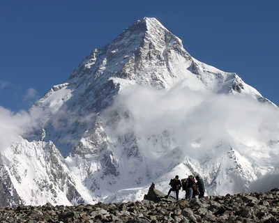 glacier du K2 avec randonneurs