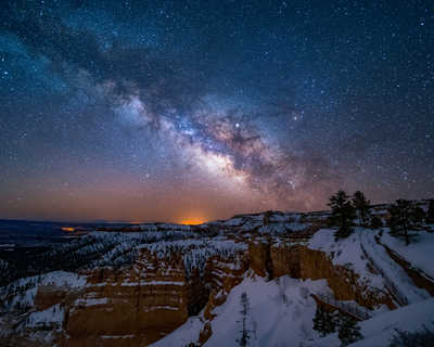 la voie Lactée au dessus de Bryce Canyon aux USA