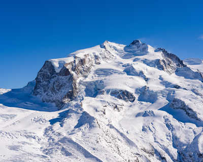 Vue panoramique  depuis le Gornergrat sur le glacier du Gorner de la chaîne du Mont Rose,dans les Alpes suisses