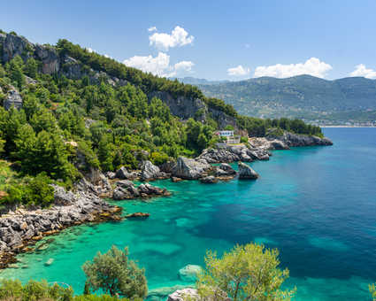 Riviera albanaise cote et eaux turquoise en Albanie
