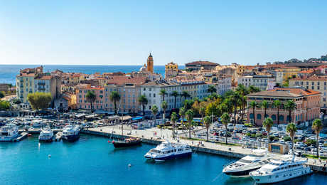 Ajaccio, le port maritime, Corse © Goyoconde Ajaccio, le port maritime, Corse
