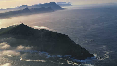 Brume matinale sur la pointe du Cap en Afrique du Sud