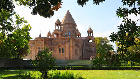 Cathédrale d'Etchmiadzine en Arménie