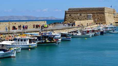 Crete,  les remparts d'Heraklion