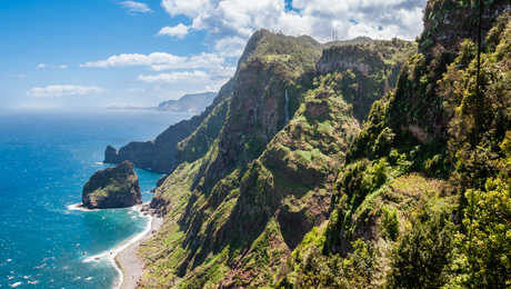 Entre mer et montagne au nord de Faial, Madère