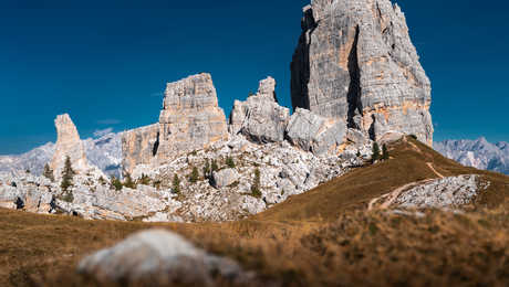 formation-rocheuse-dans-les-cinque-torri