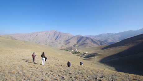 Groupe randonneurs montagnes ouzbekistan hayat