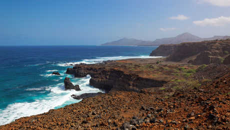 La côte de l'île de Sao Nicolau au Cap Vert