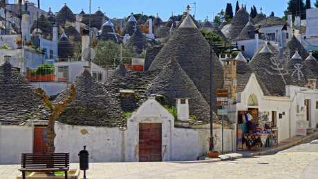 Les trulli d'Alberobello dans les Pouilles en Italie