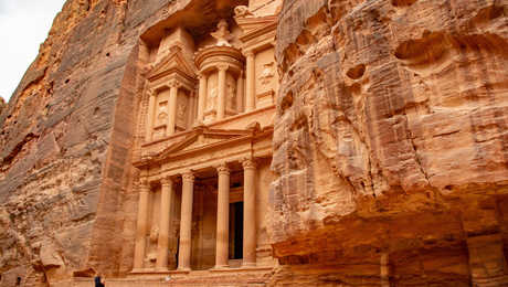 merveille du monde la cité de Petra en Jordanie