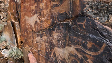 Peintures rupestres datant de l'Âge de Bronze, Tanbaly, Kazakhstan