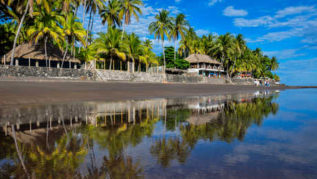 playa-el-zonte-el-salvador