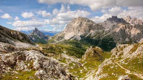 Randonnée à Lagazuoi dans les Dolomites en Italie